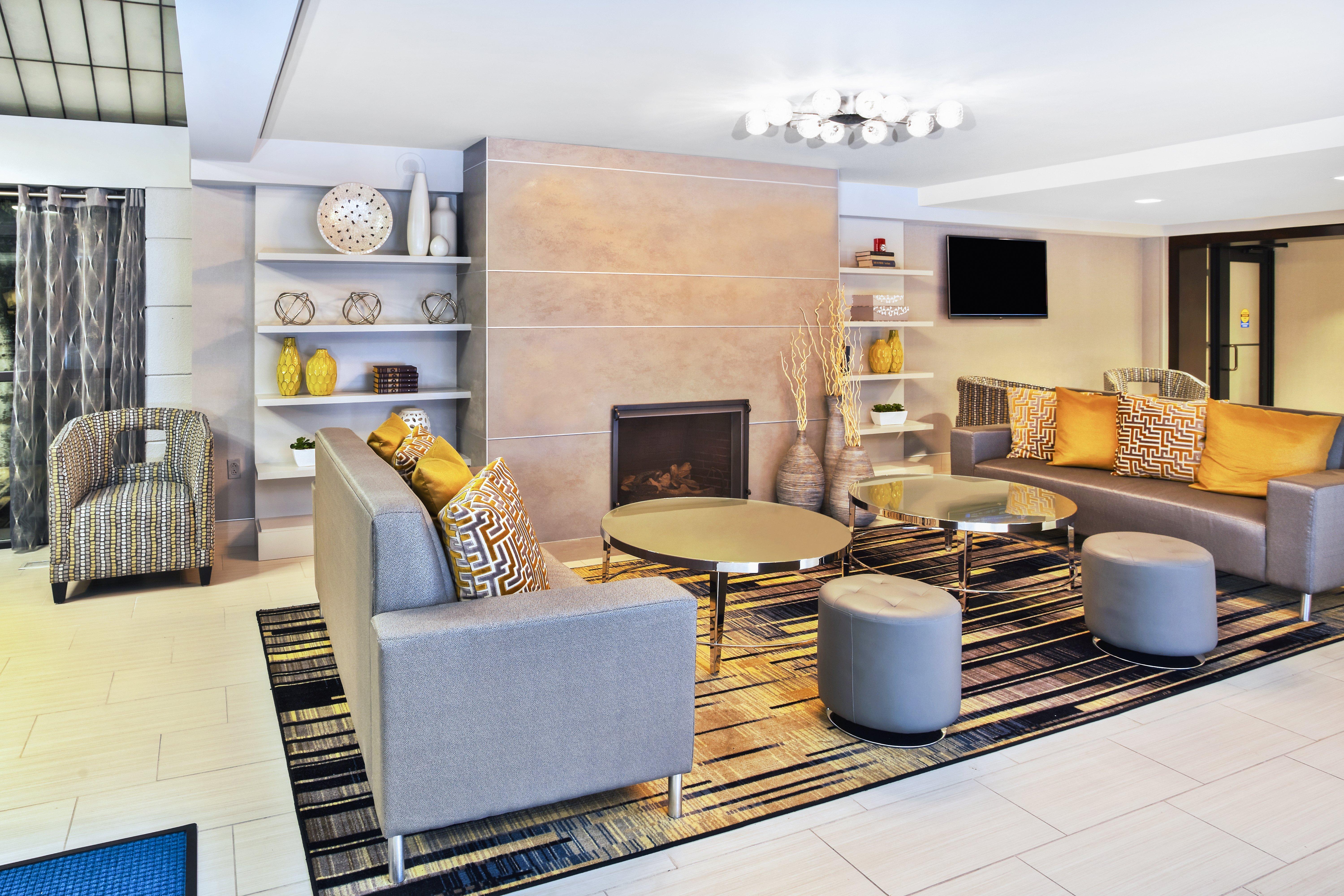 Holiday Inn Express Boston-Waltham By Ihg Exterior photo