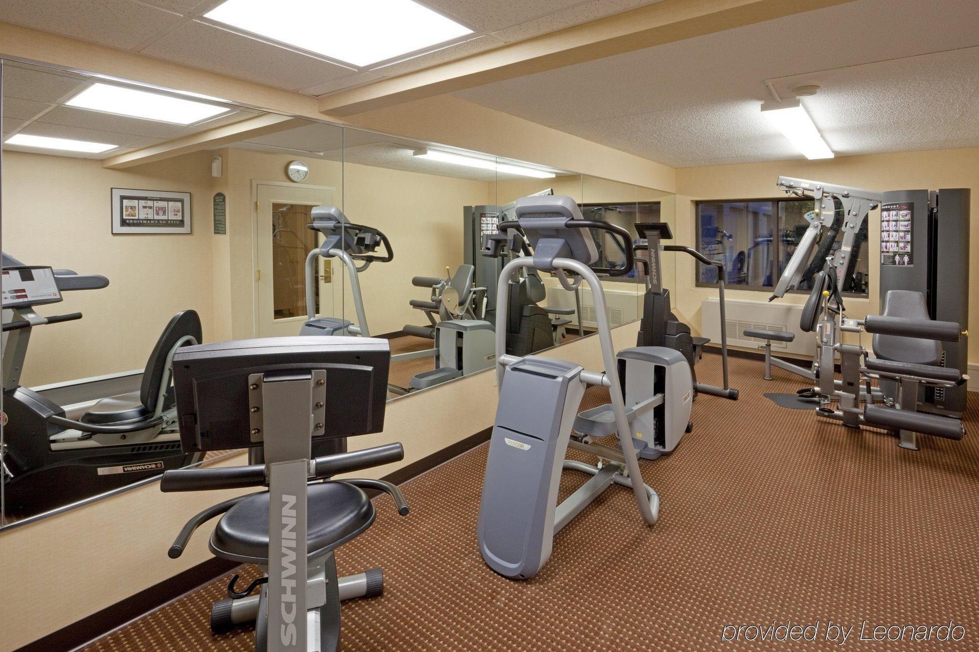 Holiday Inn Express Boston-Waltham By Ihg Facilities photo